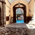 Rota House - In Santa Chiara, The Heart Of بيت ضيافة