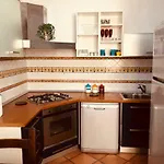 بيت ضيافة Rota House - In Santa Chiara, The Heart Of 4*